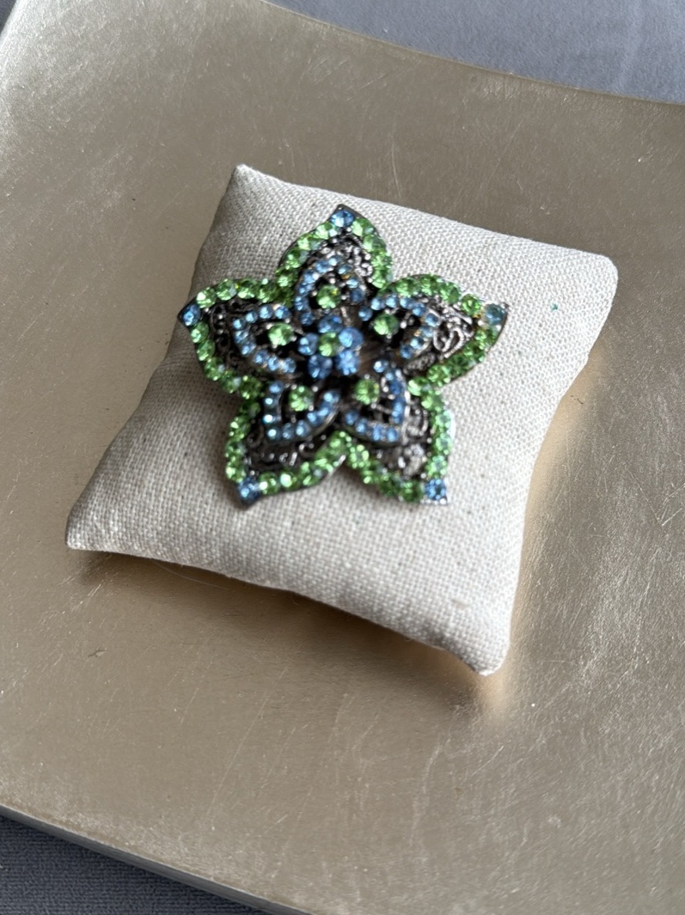 Crystal Starflower Brooch Pin- Green & Blue Silver Tone New Fashion Jewelry Gift